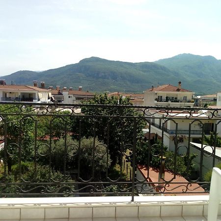 Meteora Monasteries View Appartement Kalampáka Buitenkant foto