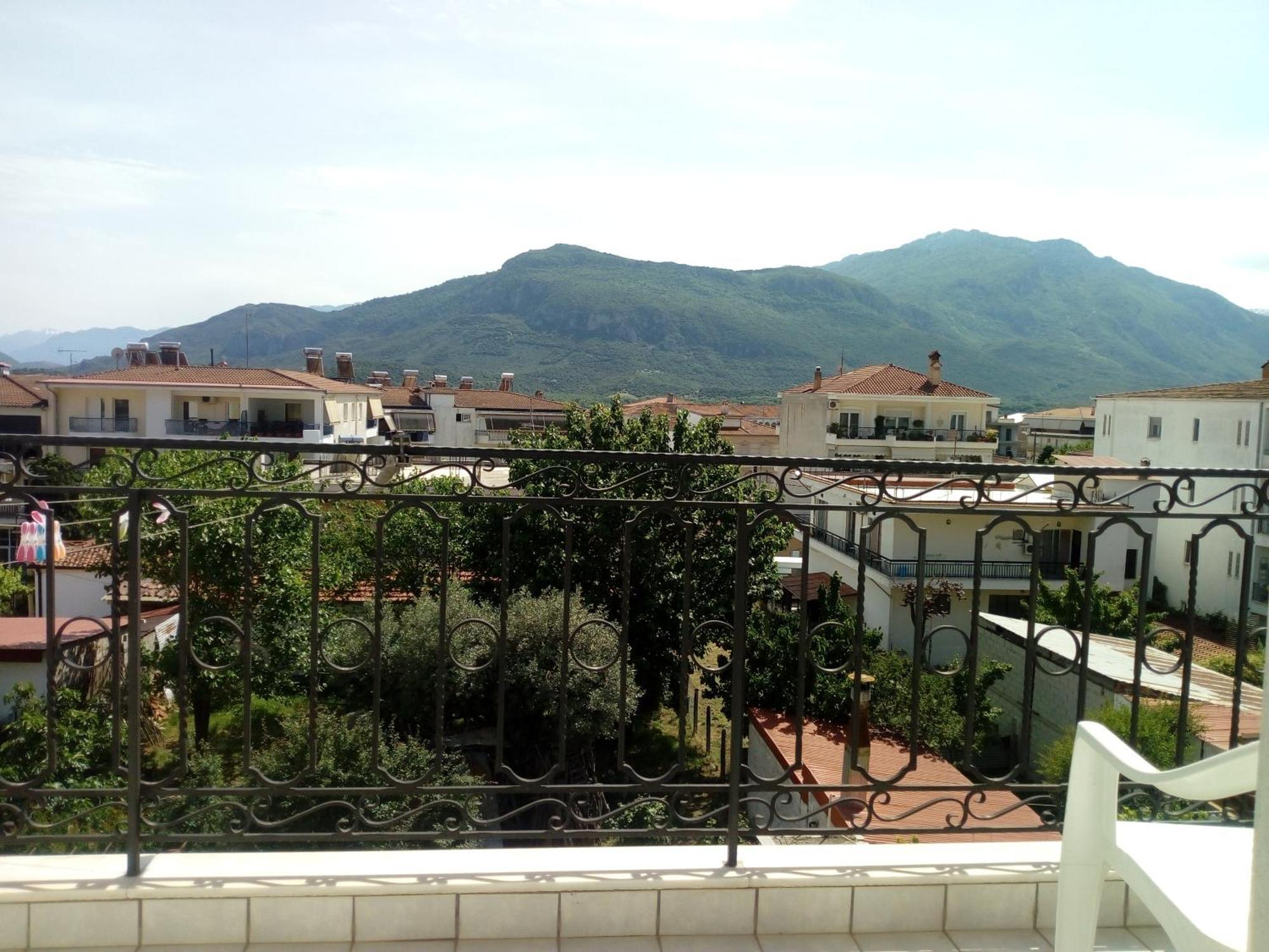 Meteora Monasteries View Appartement Kalampáka Buitenkant foto